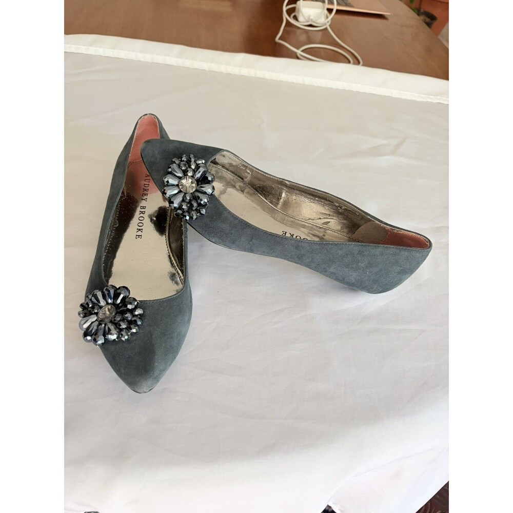 Audrey Brooke Blue Womens Size 6M  Suede Shoes